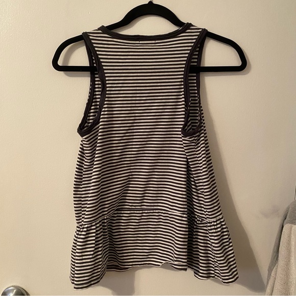 Striped tank🦓 - Picture 2 of 2